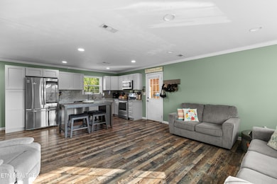 006-430McVeyRoad-Tazewell-TN-37879-SMALL