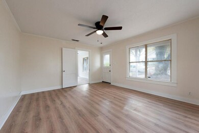 108 N Boundary St, Weatherford, TX 76086 - photo 2