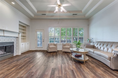 2821 Prestonwood Dr, Plano, TX 75093 - photo 2