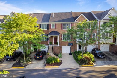 43127 Holtby Square, Chantilly, VA 20152 - photo 3