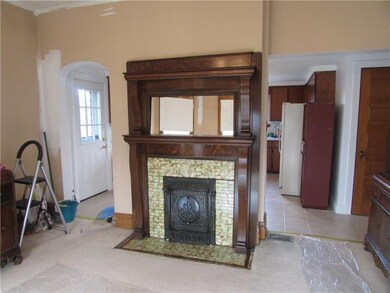Beautiful ornamental fireplace in dining room