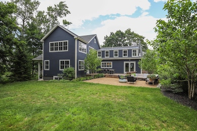 135 W Elm St, Yarmouth, ME 04096 - photo 3