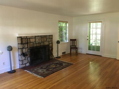 161 Rosemont St, Albany, NY 12206 - photo 6