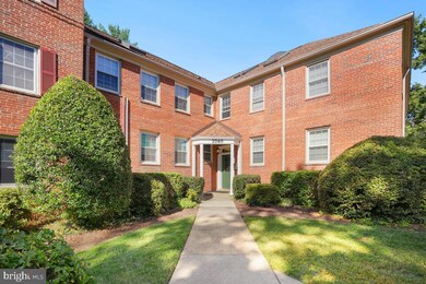 2246 Washington Ave unit 201, Silver Spring, MD 20910 - photo 2