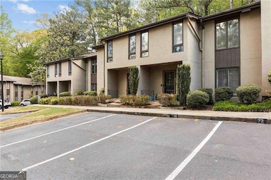 72 Ivy Pkwy NE, Atlanta, GA 30342 - photo 2