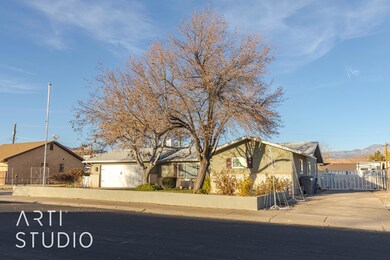 2746 Crestview Dr - Cox (2 of 42)