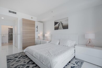 Continuum unit 1506, Miami Beach, FL 33139 - photo 2