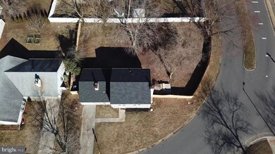 125 Applewood Dr, Swedesboro, NJ 08085 - photo 4