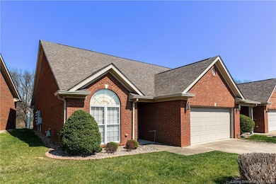 2134 Pickwick Dr, New Albany, IN 47150 - photo 2