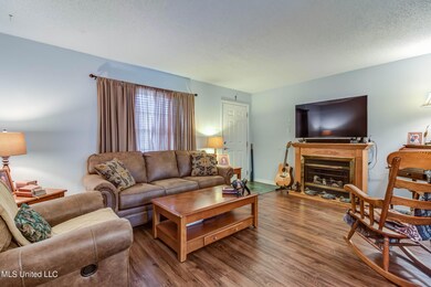 1550 E 2nd St Unit Q99 (9)