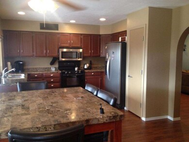 Kitchen pic2