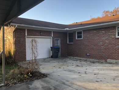 906 Edgewood Dr, Manchester, TN 37355 - photo 5