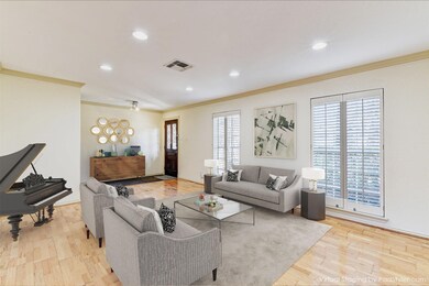 707 Brittmoore Rd, Houston, TX 77079 - photo 2