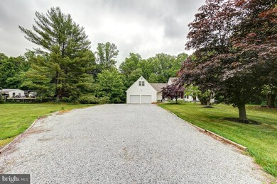 8903 Hooes Rd, Lorton, VA 22079 - photo 3