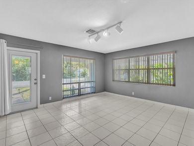 141-145 NE 30th Ct, Wilton Manors, FL 33334 - photo 7