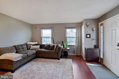 13996 Big Yankee Ln, Centreville, VA 20121 - photo 5