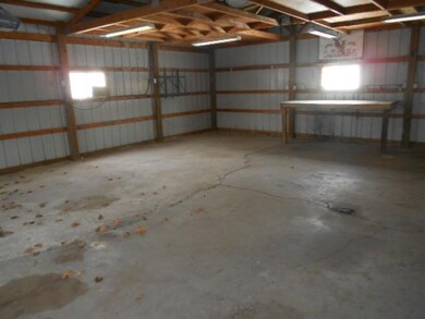 201 S Elm St, Odon, IN 47562 - photo 6