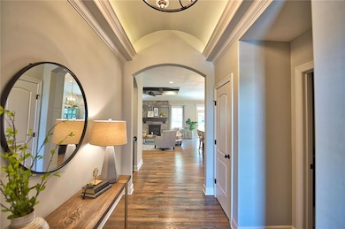 16588 S Lichtenauer Dr, Olathe, KS 66062 - photo 2