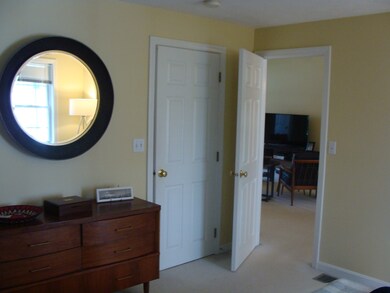 4 Myopia Ln unit U32, Nashua, NH 03063 - photo 5