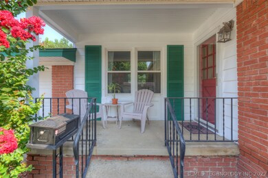 1567 E 60th Pl - Front Porch