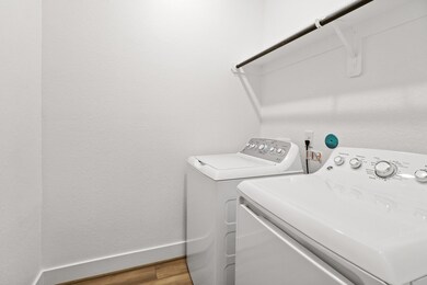 21639 Alberta Forest Cir, Magnolia, TX 77355 - photo 5