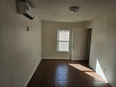 2825 Cromwell St unit C, Houston, TX 77093 - photo 7