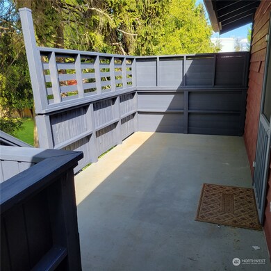 8427 228th St SW, Edmonds, WA 98026 - photo 4