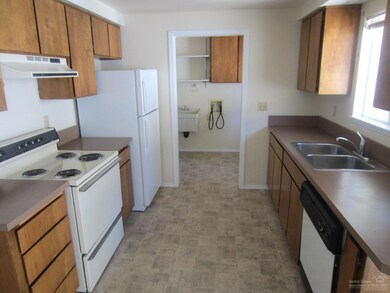 unlisted-address, Bend, OR 97702 - photo 3