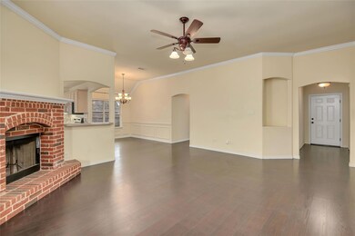 2010 Country Brook Dr, Weatherford, TX 76087 - photo 4