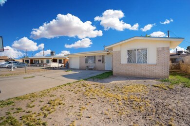 340 Yolanda Dr, El Paso, TX 79915 - photo 2