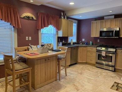 9 Warwick St unit 2, Quincy, MA 02170 - photo 7