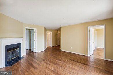 11808 Eton Manor Dr unit 203, Germantown, MD 20876 - photo 7