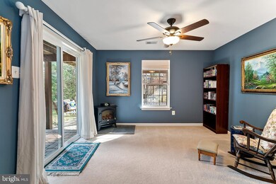 21205 Owls Nest Cir, Germantown, MD 20876 - photo 5