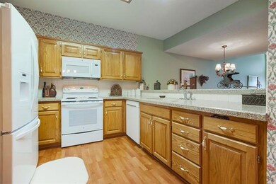 5808 Park Cir, Shawnee, KS 66216 - photo 7