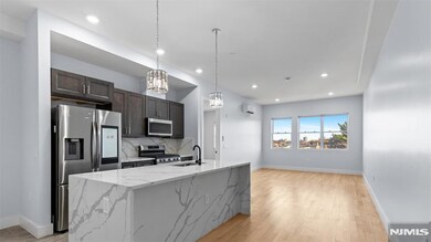 52 Cambridge Ave, Jersey City, NJ 07307 - photo 4