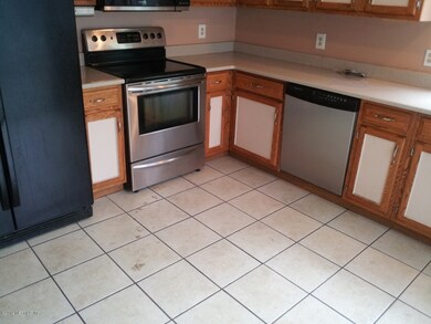 6347 Garette Dr S, Jacksonville, FL 32210 - photo 5