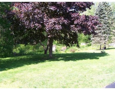 11 Regina Rd, Randolph, MA 02368 - photo 3