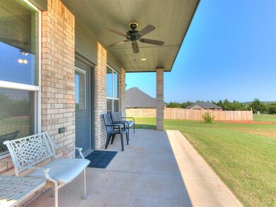 6965 Seabiscuit Ln, Guthrie, OK 73044 - photo 3