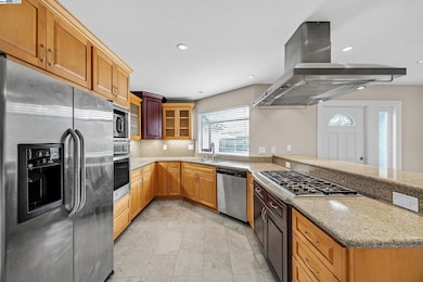 1116 Vista Point Ln, Concord, CA 94521 - photo 6