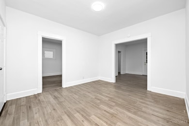 2006 Crescent Blvd, Middletown, OH 45042 - photo 5