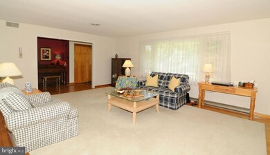 5803 Melville Rd, Sykesville, MD 21784 - photo 3