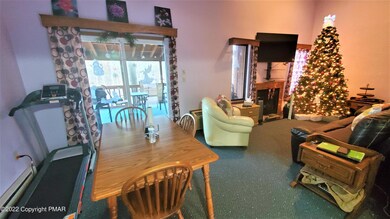 215 Falls Cir, Bushkill, PA 18324 - photo 3