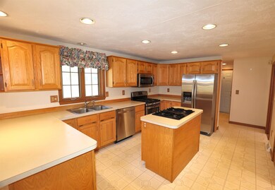 5 Preserve Dr, Nashua, NH 03064 - photo 7