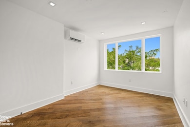 553 W 182nd St unit 5R, New York, NY 10033 - photo 7