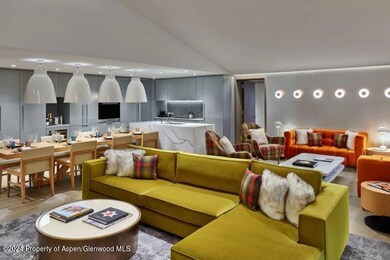 Living Room 7