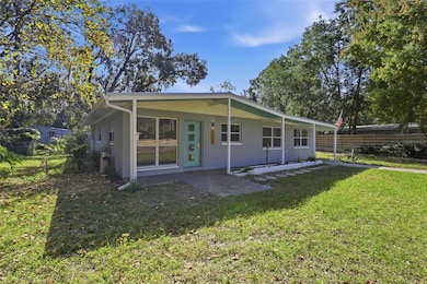 1215 NE 21st Ave, Gainesville, FL 32609 - photo 4