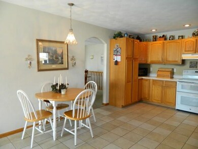 W6466 Canton Dr, Monroe, WI 53566 - photo 4