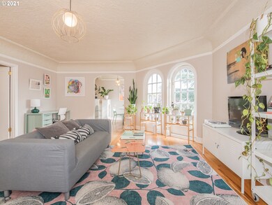 711 NE Randall Ave unit 307, Portland, OR 97232 - photo 4