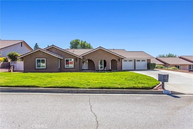 35493 Balsa St, Yucaipa, CA 92399 - photo 2