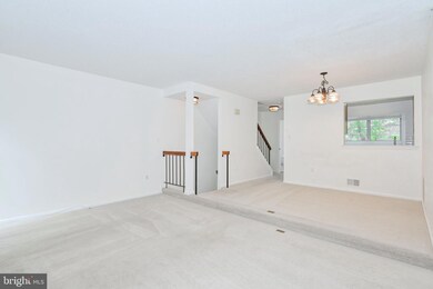 13997 Gunners Place, Centreville, VA 20121 - photo 6